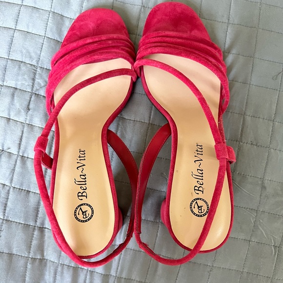 Bella Vita Red Kidsuede Leather Heels | Size 9 M - Picture 1 of 6